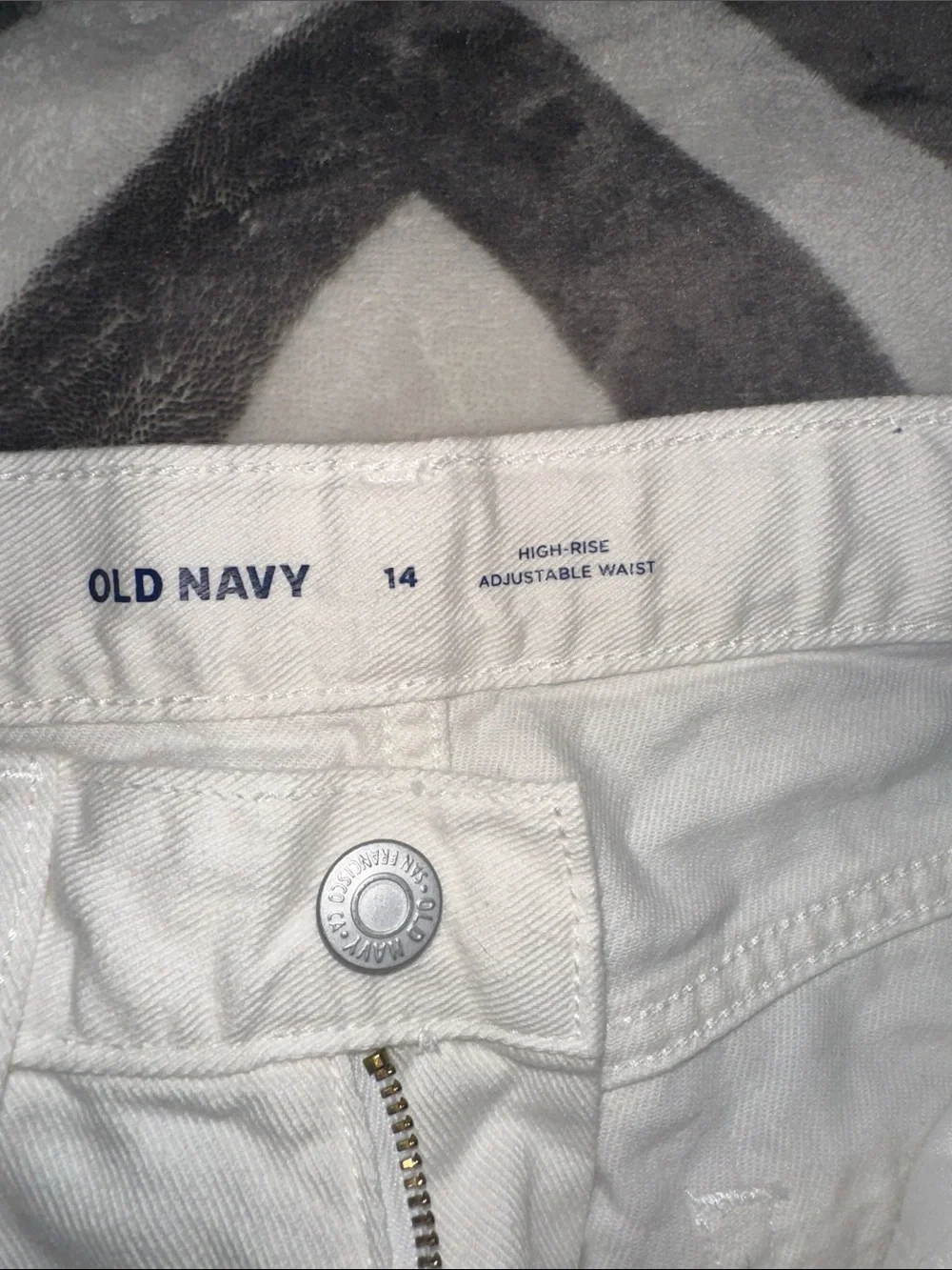 Old Navy denim pair old